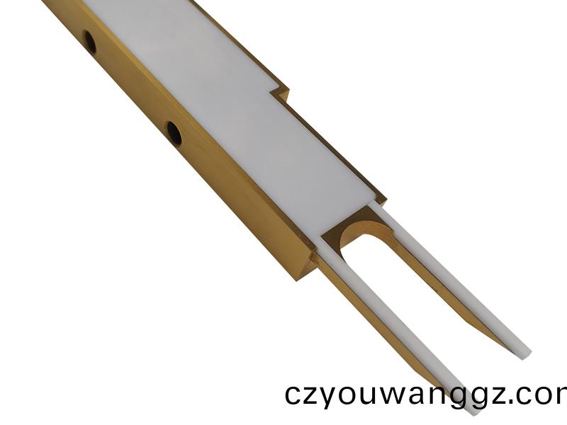 得(de)人精(jing)工陶瓷零(ling)件(jian)加工，非標(biāo)零(ling)件