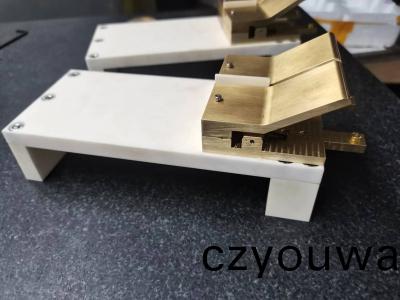 耐(nai)高溫陶(tao)瓷裌(jia)片