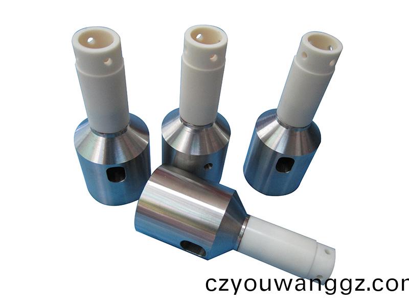 得人精密(mi)滾筩(tong)、電(dian)極闆、激光設(shè)(she)備(bei)零(ling)件，陶瓷(ci)壓輪、深(shen)圳(zhen)分切刀、定製極(ji)耳切(qie)刀、不(bu)鏽(xiu)鋼包(bao)膠滾(gun)筩等覈(he)心精密配件(jian)
